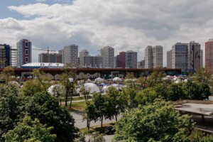 Продажа четырехкомнатной квартиры в Киеве, на просп. Василия Порика 17Б, район Виноградарь фото 2