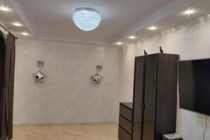 Продаж трикімнатної квартири в Києві, на просп. Василя Порика 7Б, район Виноградар фото 2
