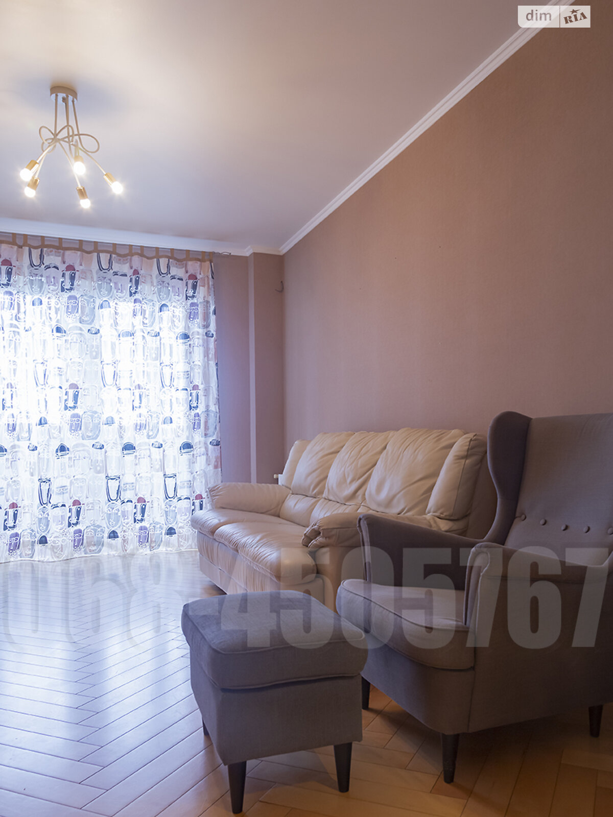 Продаж чотирикімнатної квартири в Києві, на просп. Василя Порика 17, район Виноградар фото 1 Продаж чотирикімнатної квартири в Києві, на просп. Василя Порика 17, район Виноградар фото 1