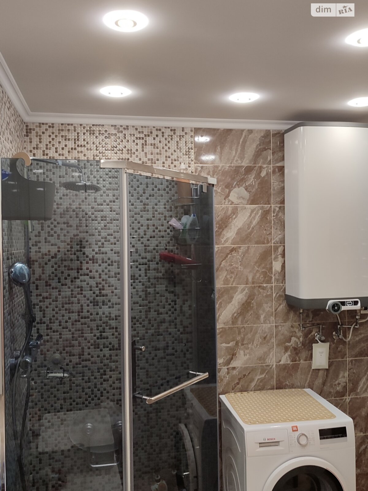 Продажа трехкомнатной квартиры в Киеве, на просп. Василия Порика 7Б, район Виноградарь фото 1 Продажа трехкомнатной квартиры в Киеве, на просп. Василия Порика 7Б, район Виноградарь фото 1