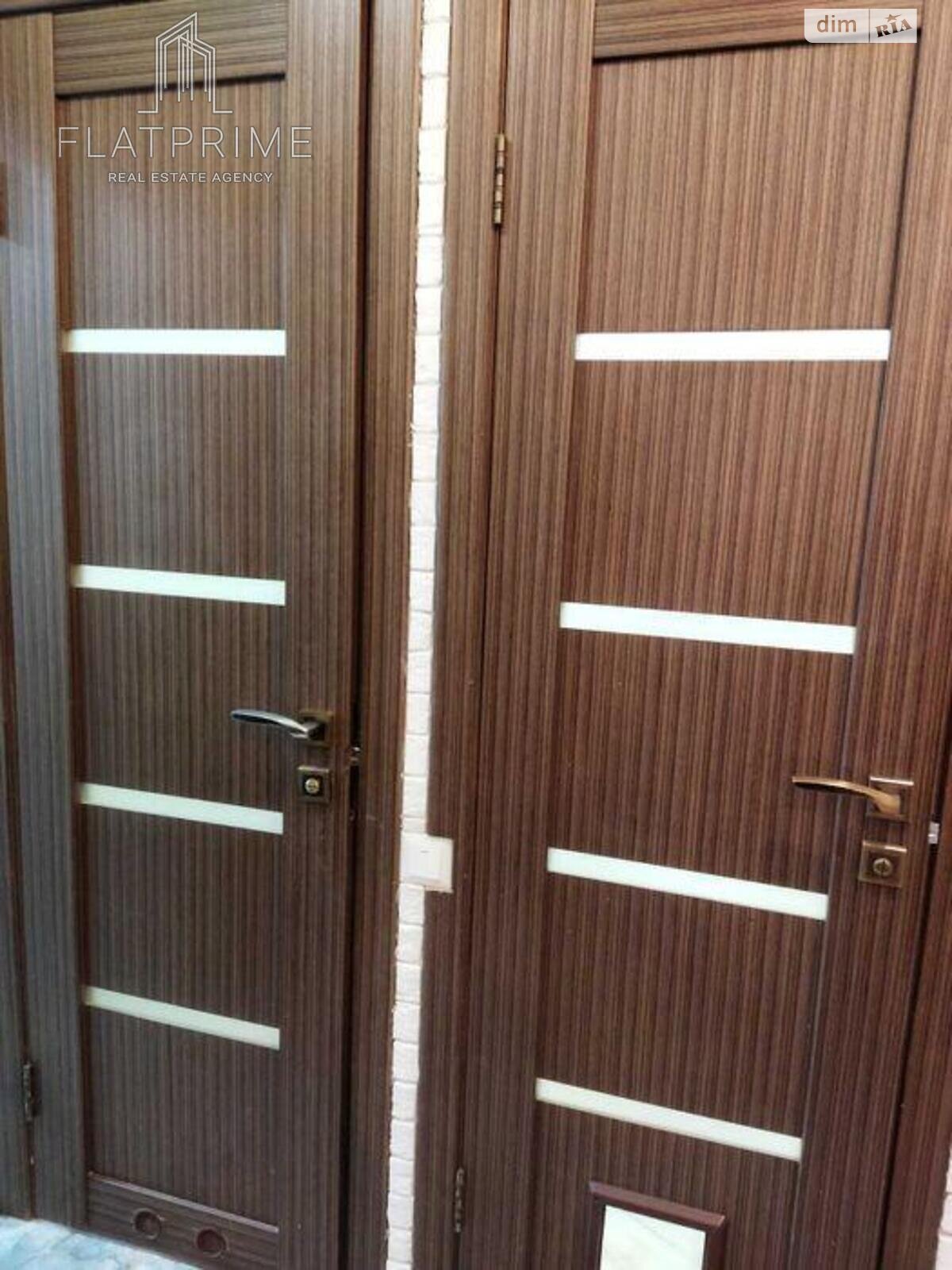 Продажа трехкомнатной квартиры в Киеве, на просп. Василия Порика 15, район Виноградарь фото 1