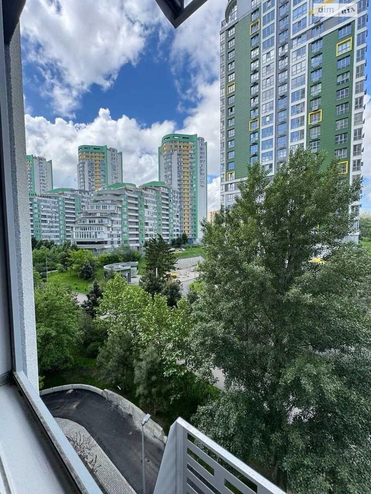 Продажа однокомнатной квартиры в Киеве, на ул. Вышгородская 45, район Виноградарь фото 1 Продажа однокомнатной квартиры в Киеве, на ул. Вышгородская 45, район Виноградарь фото 1