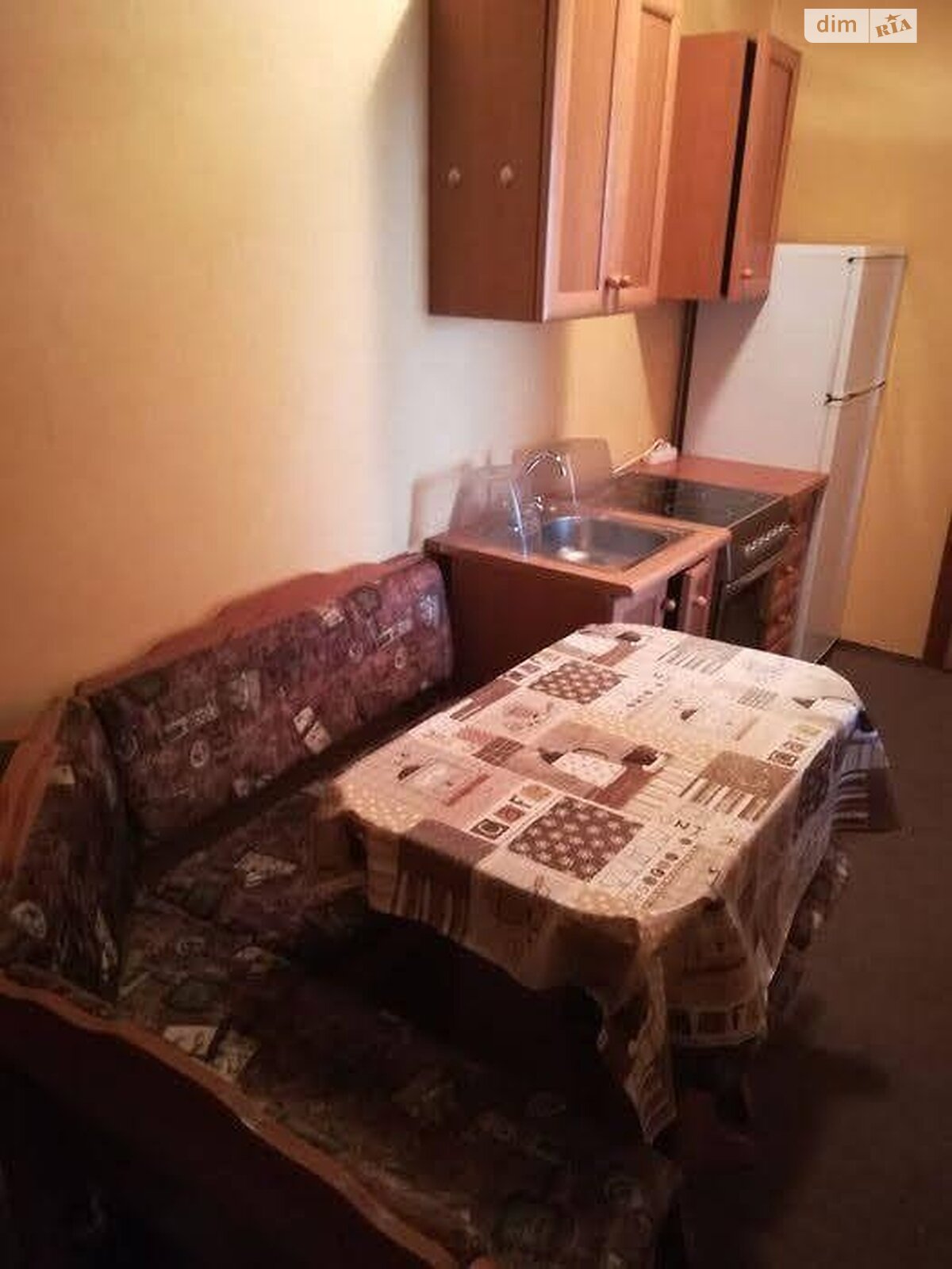 Продаж однокімнатної квартири в Києві, на вул. Вишняківська 9, фото 1 Продаж однокімнатної квартири в Києві, на вул. Вишняківська 9, фото 1