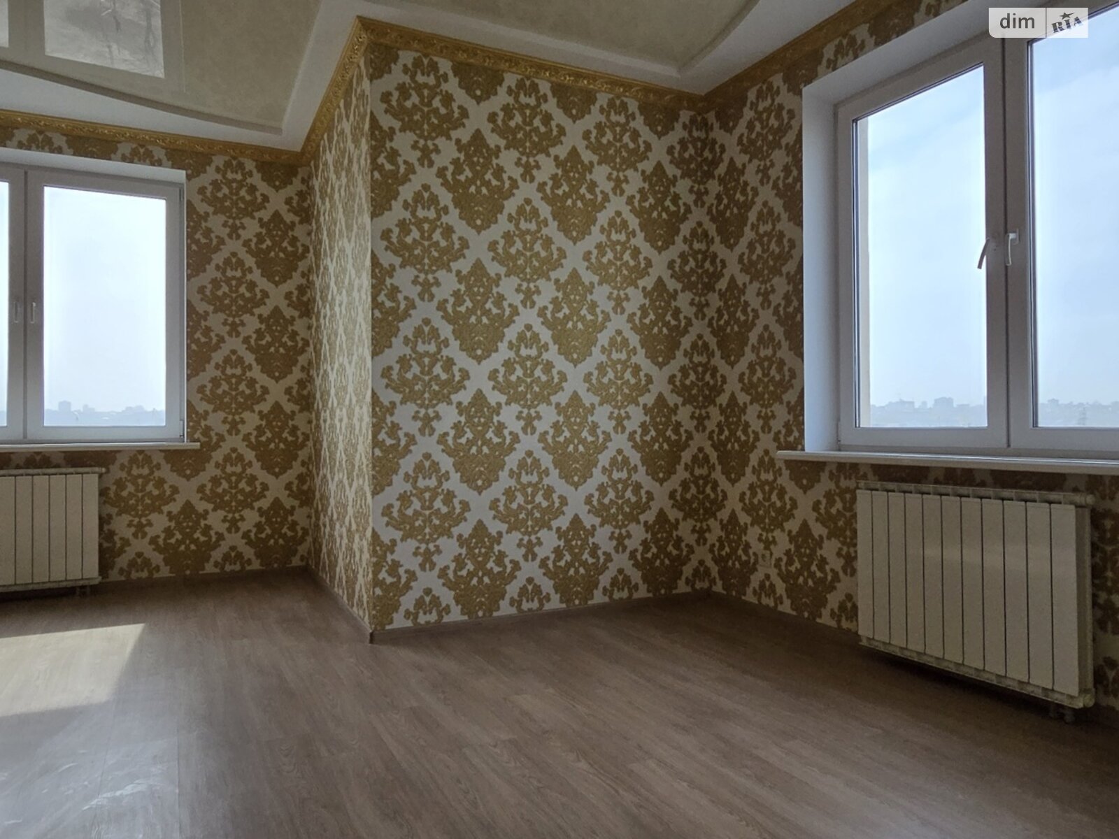 Продажа трехкомнатной квартиры в Киеве, на просп. Владимира Ивасюка 2Г корпус 2, фото 1