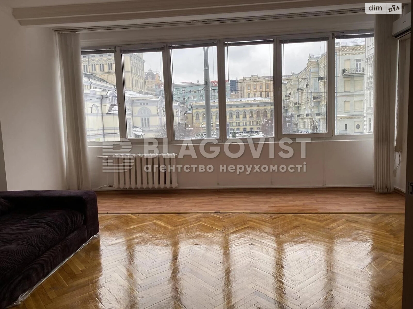 Продаж трикімнатної квартири в Києві, на вул. Володимирська 51/53, фото 1 Продаж трикімнатної квартири в Києві, на вул. Володимирська 51/53, фото 1