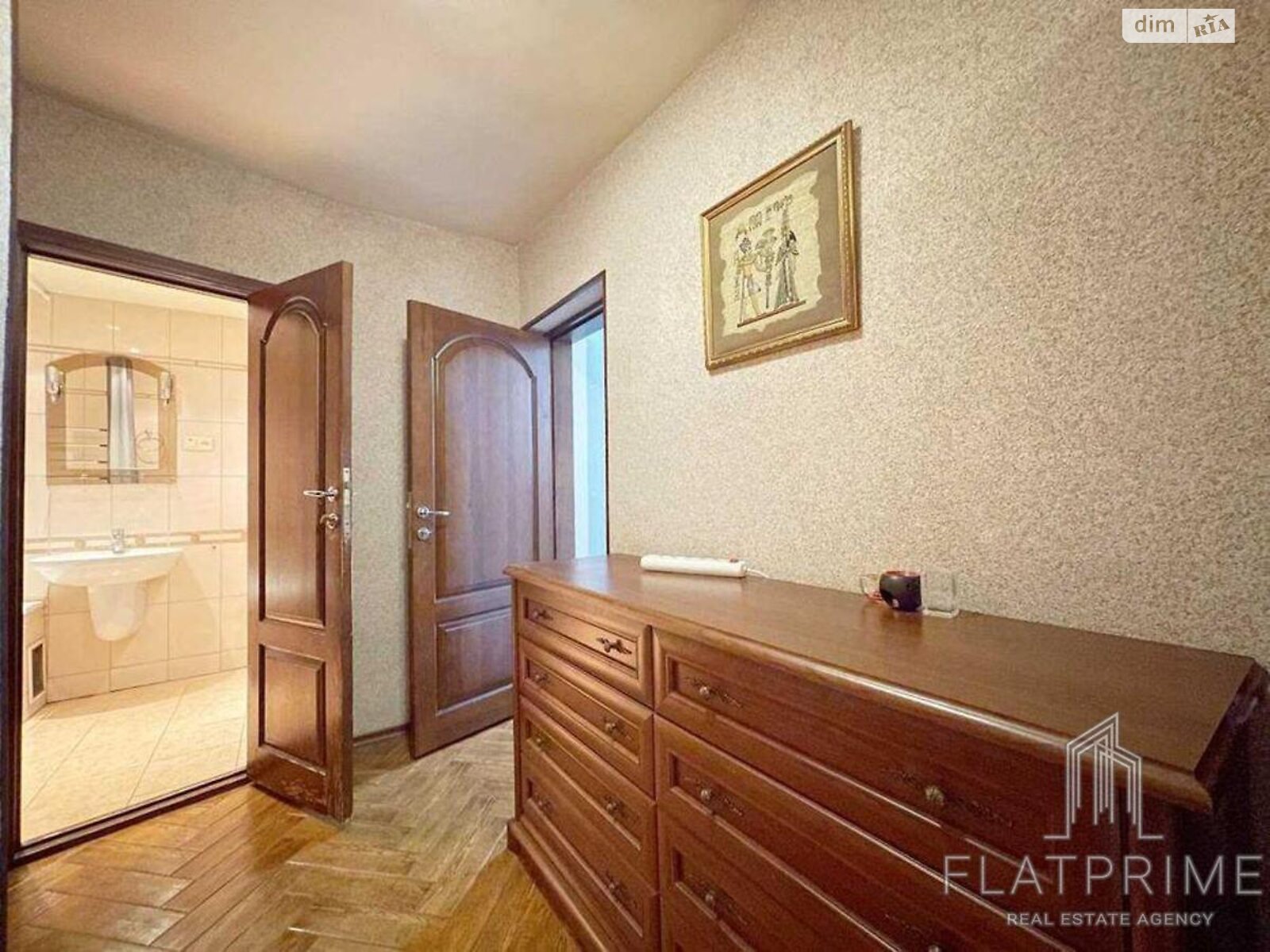 Продаж чотирикімнатної квартири в Києві, на вул. Братиславська 15, район Воскресенка фото 1 Продаж чотирикімнатної квартири в Києві, на вул. Братиславська 15, район Воскресенка фото 1