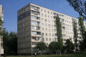 Продажа трехкомнатной квартиры в Киеве, на просп. Романа Шухевича 24В, район Воскресенка фото 2