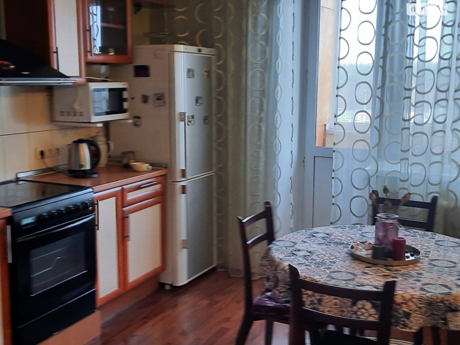 Продажа трехкомнатной квартиры в Киеве, на ул. Миропольская 39, район Воскресенка фото 1