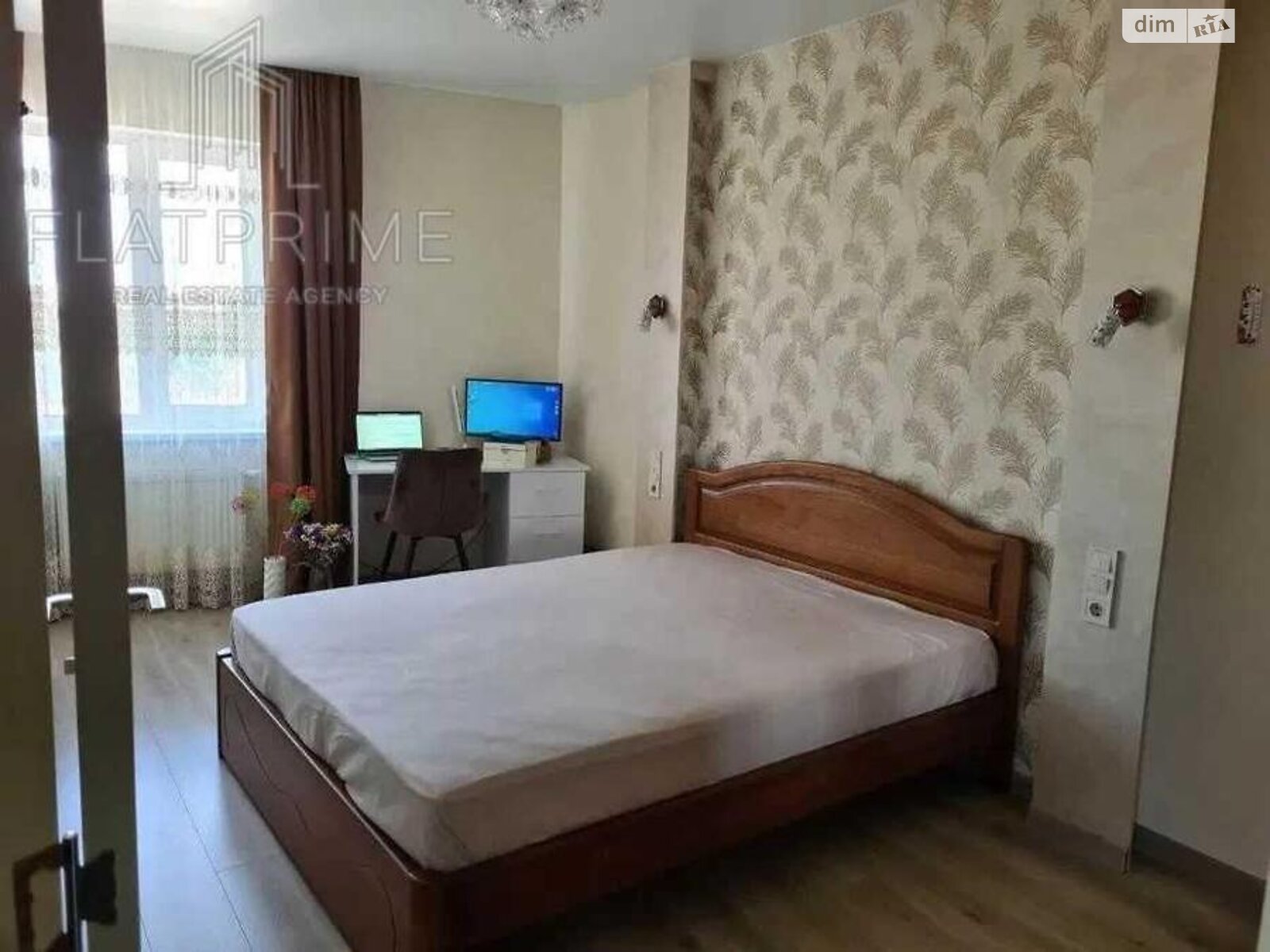 Продаж трикімнатної квартири в Києві, на вул. Чорних Запорожців 26А, район Воскресенка фото 1 Продаж трикімнатної квартири в Києві, на вул. Чорних Запорожців 26А, район Воскресенка фото 1