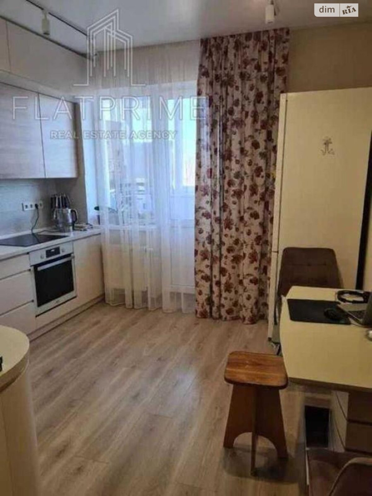 Продаж трикімнатної квартири в Києві, на вул. Чорних Запорожців 26А, район Воскресенка фото 1 Продаж трикімнатної квартири в Києві, на вул. Чорних Запорожців 26А, район Воскресенка фото 1