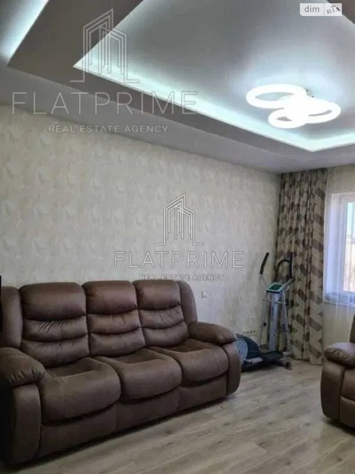 Продаж трикімнатної квартири в Києві, на вул. Чорних Запорожців 26А, район Воскресенка фото 1 Продаж трикімнатної квартири в Києві, на вул. Чорних Запорожців 26А, район Воскресенка фото 1