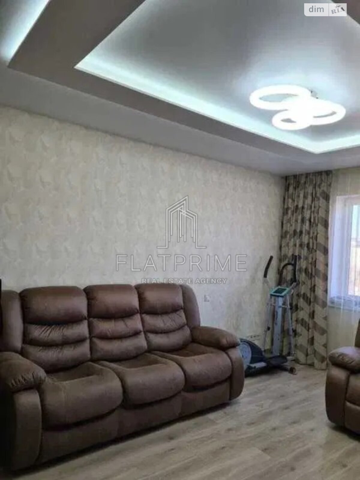 Продаж трикімнатної квартири в Києві, на вул. Чорних Запорожців 26А, район Воскресенка фото 1 Продаж трикімнатної квартири в Києві, на вул. Чорних Запорожців 26А, район Воскресенка фото 1