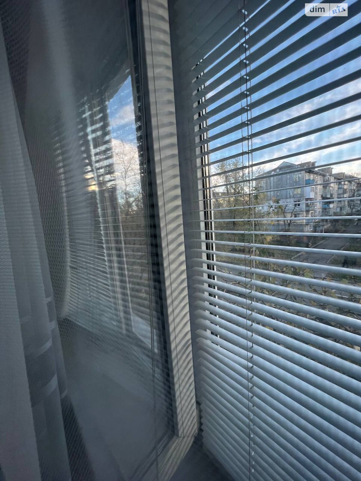 Продажа трехкомнатной квартиры в Киеве, на ул. Петра Запорожца 11, район Воскресенка фото 1