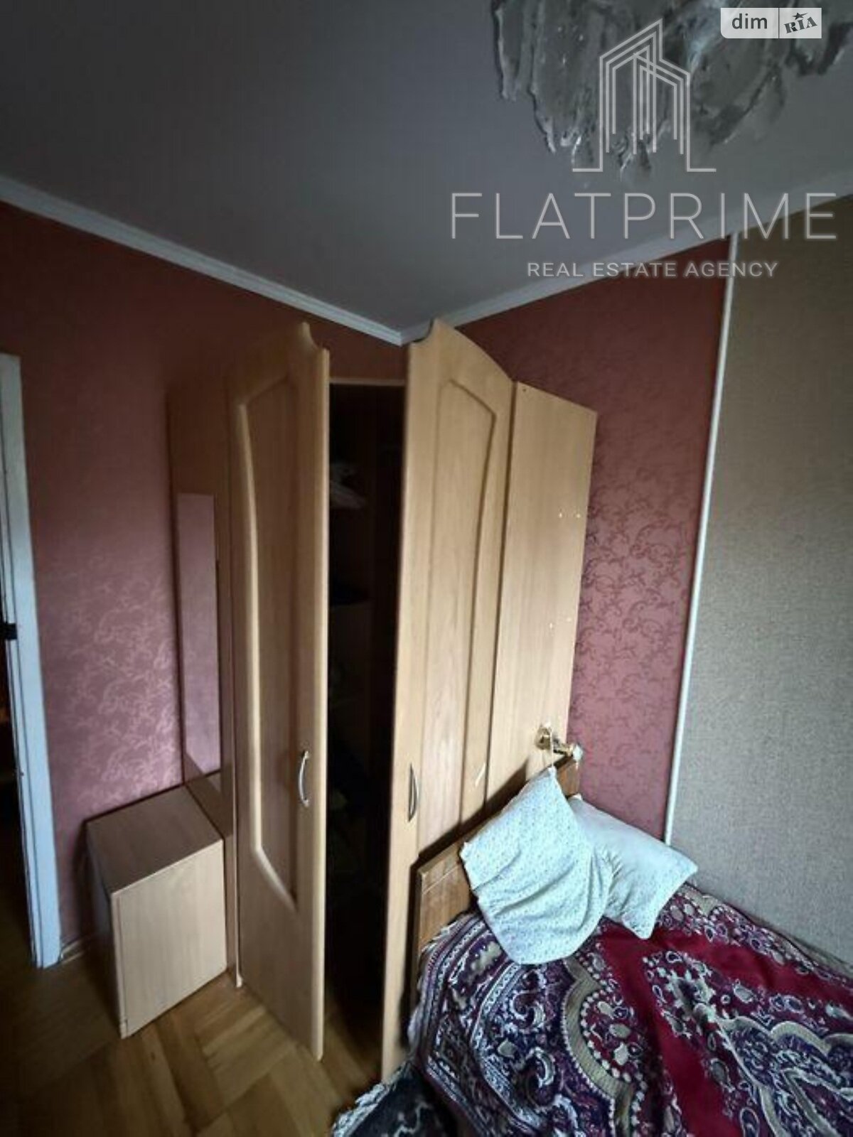 Продаж трикімнатної квартири в Києві, на вул. Чорних Запорожців 9А, район Воскресенка фото 1 Продаж трикімнатної квартири в Києві, на вул. Чорних Запорожців 9А, район Воскресенка фото 1