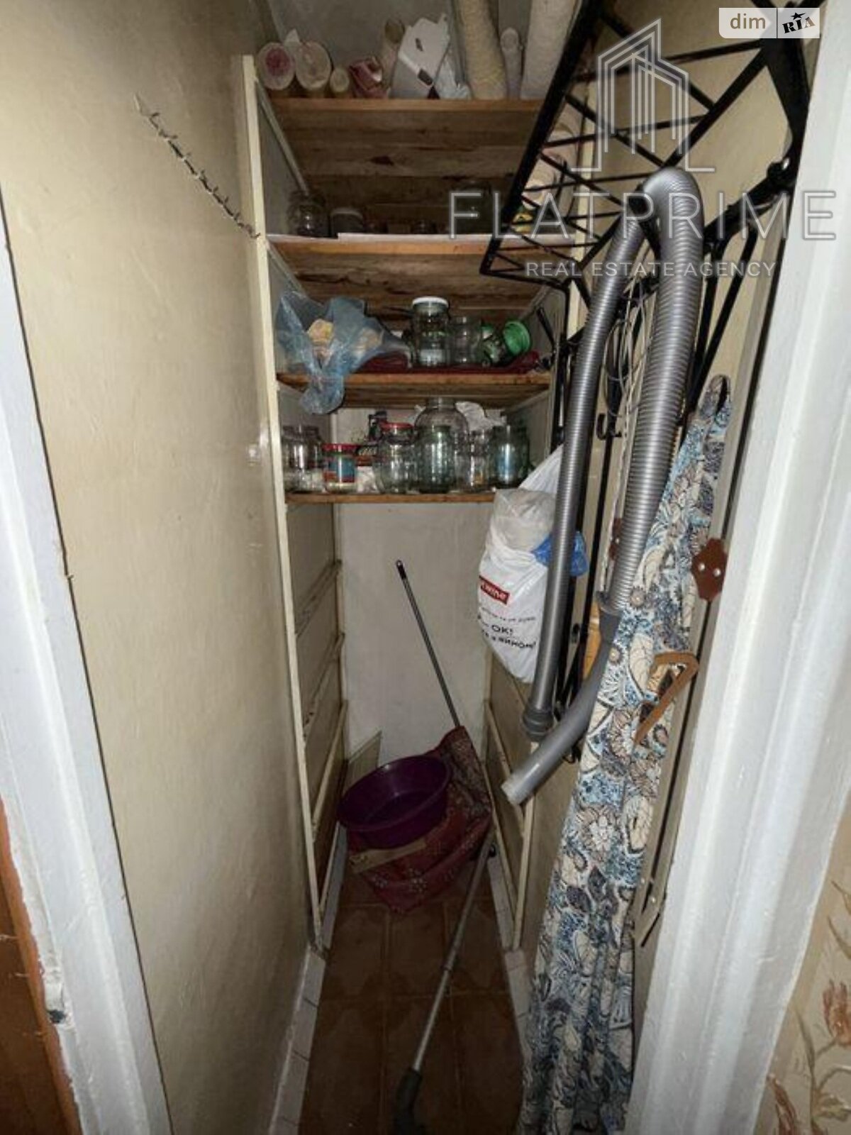 Продаж трикімнатної квартири в Києві, на вул. Чорних Запорожців 9А, район Воскресенка фото 1 Продаж трикімнатної квартири в Києві, на вул. Чорних Запорожців 9А, район Воскресенка фото 1