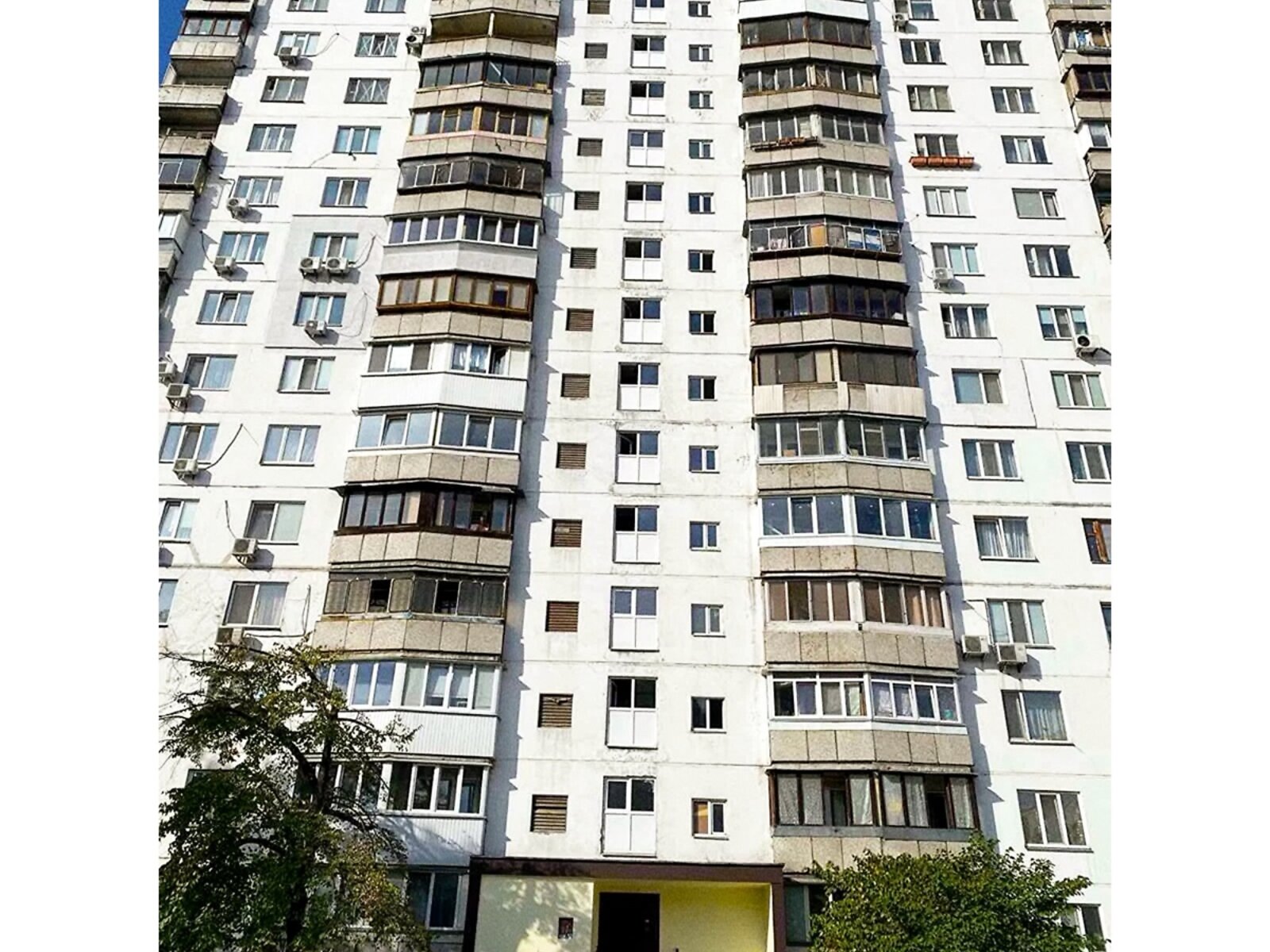 Продаж однокімнатної квартири в Києві, на просп. Романа Шухевича 28А, район Воскресенка фото 1 Продаж однокімнатної квартири в Києві, на просп. Романа Шухевича 28А, район Воскресенка фото 1