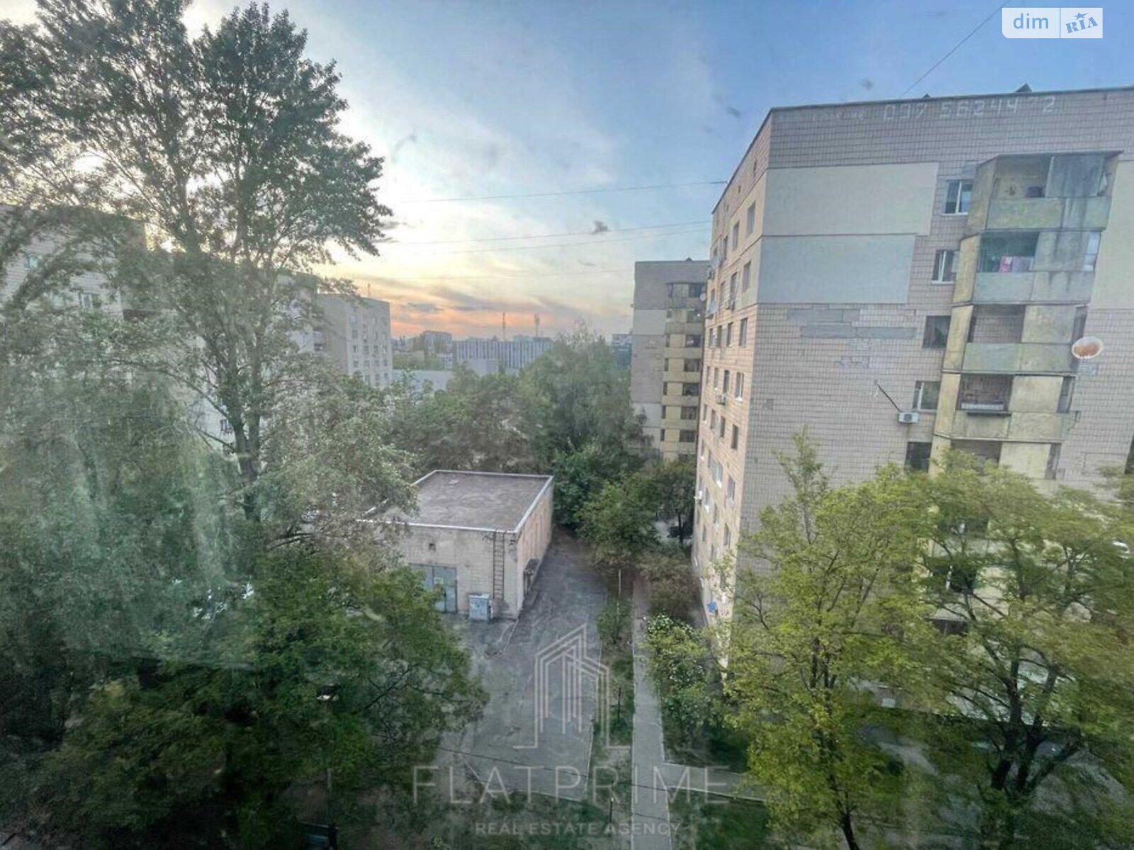 Продаж трикімнатної квартири в Києві, на вул. Сулеймана Стальського 28А, район Воскресенка фото 1 Продаж трикімнатної квартири в Києві, на вул. Сулеймана Стальського 28А, район Воскресенка фото 1
