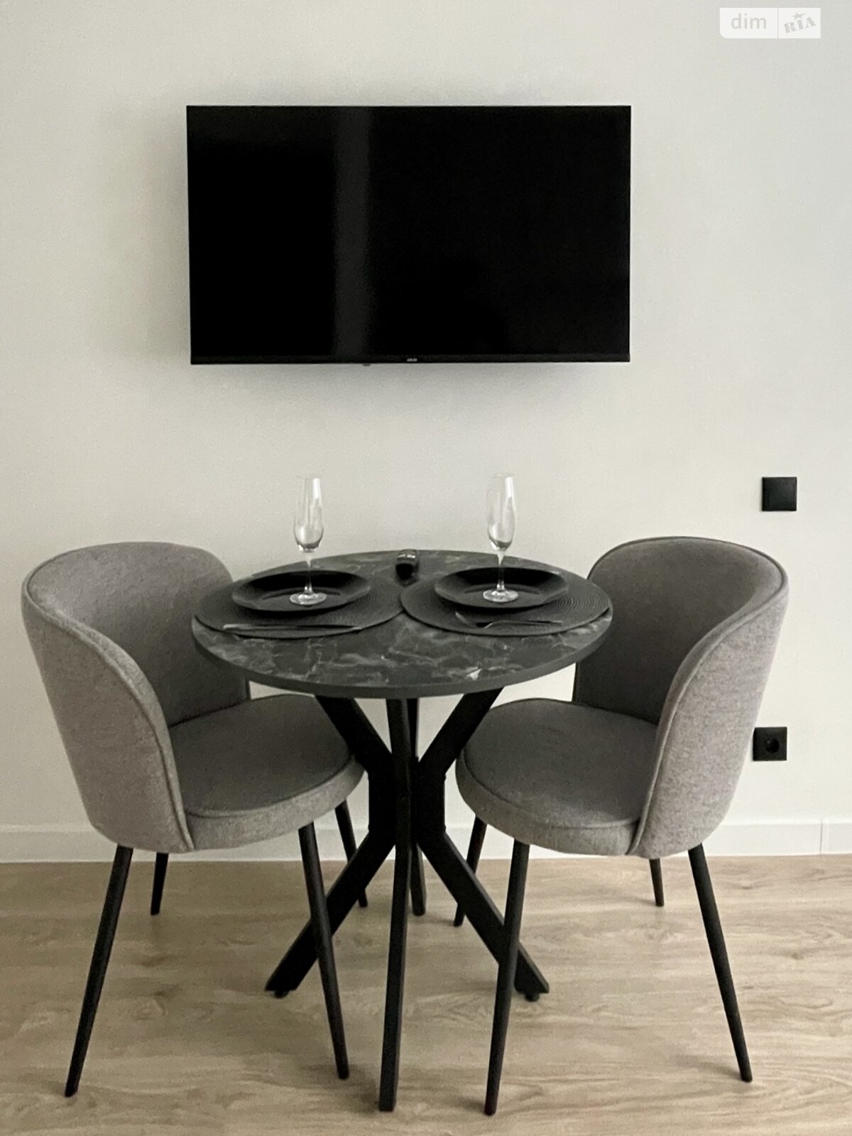 Продажа однокомнатной квартиры в Киеве, на ул. Сулеймана Стальского 8, район Воскресенка фото 1