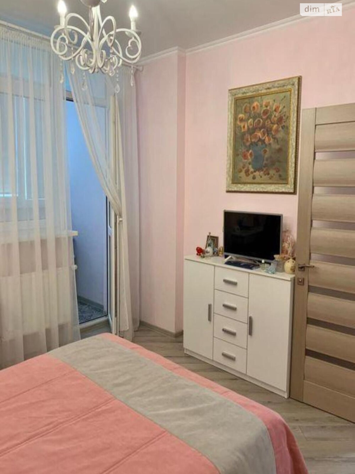 Продаж трикімнатної квартири в Києві, на вул. Воскресенська 16Б, район Воскресенка фото 1 Продаж трикімнатної квартири в Києві, на вул. Воскресенська 16Б, район Воскресенка фото 1