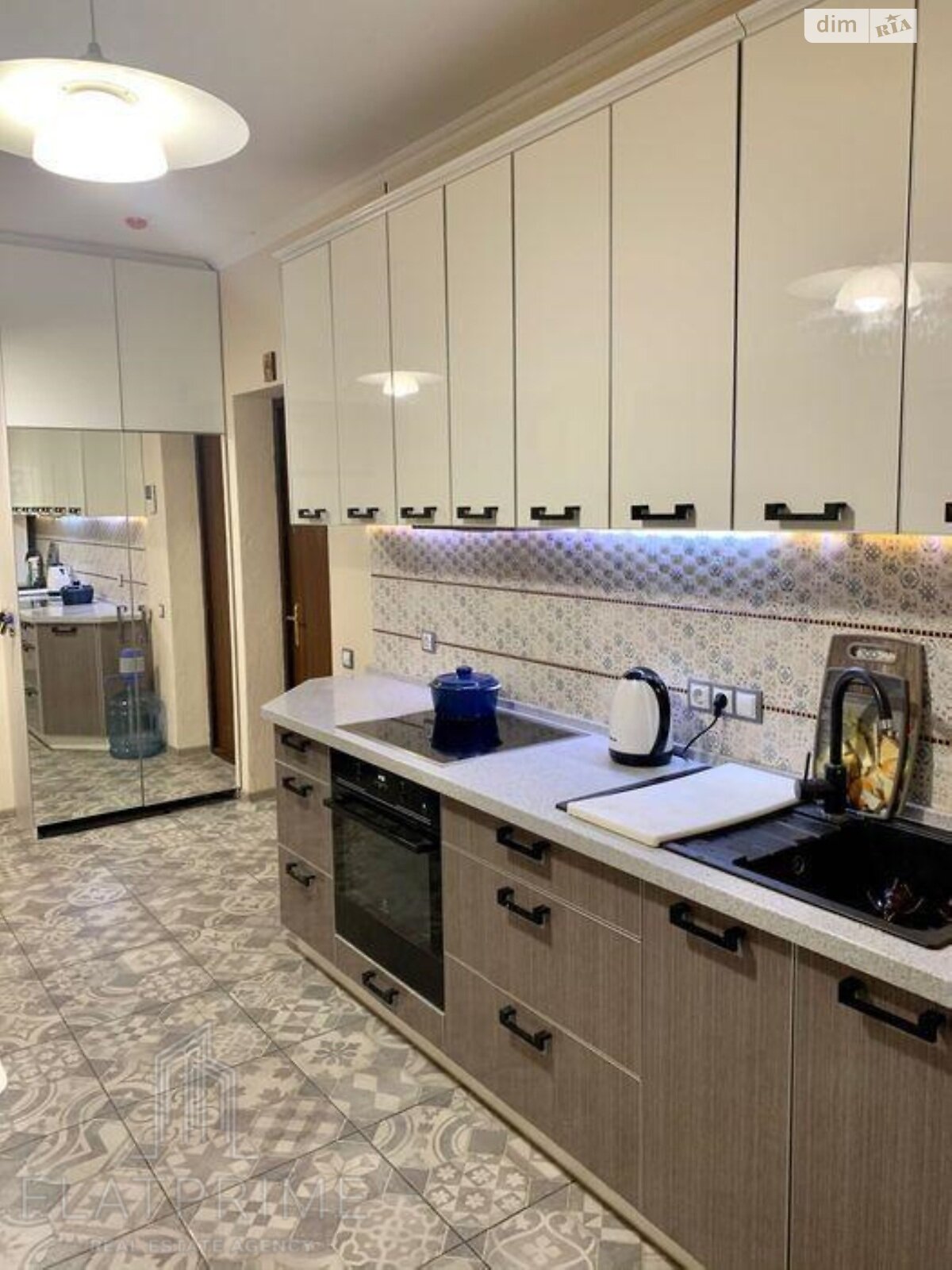 Продажа трехкомнатной квартиры в Киеве, на ул. Воскресенская 16Б, район Воскресенка фото 1 Продажа трехкомнатной квартиры в Киеве, на ул. Воскресенская 16Б, район Воскресенка фото 1