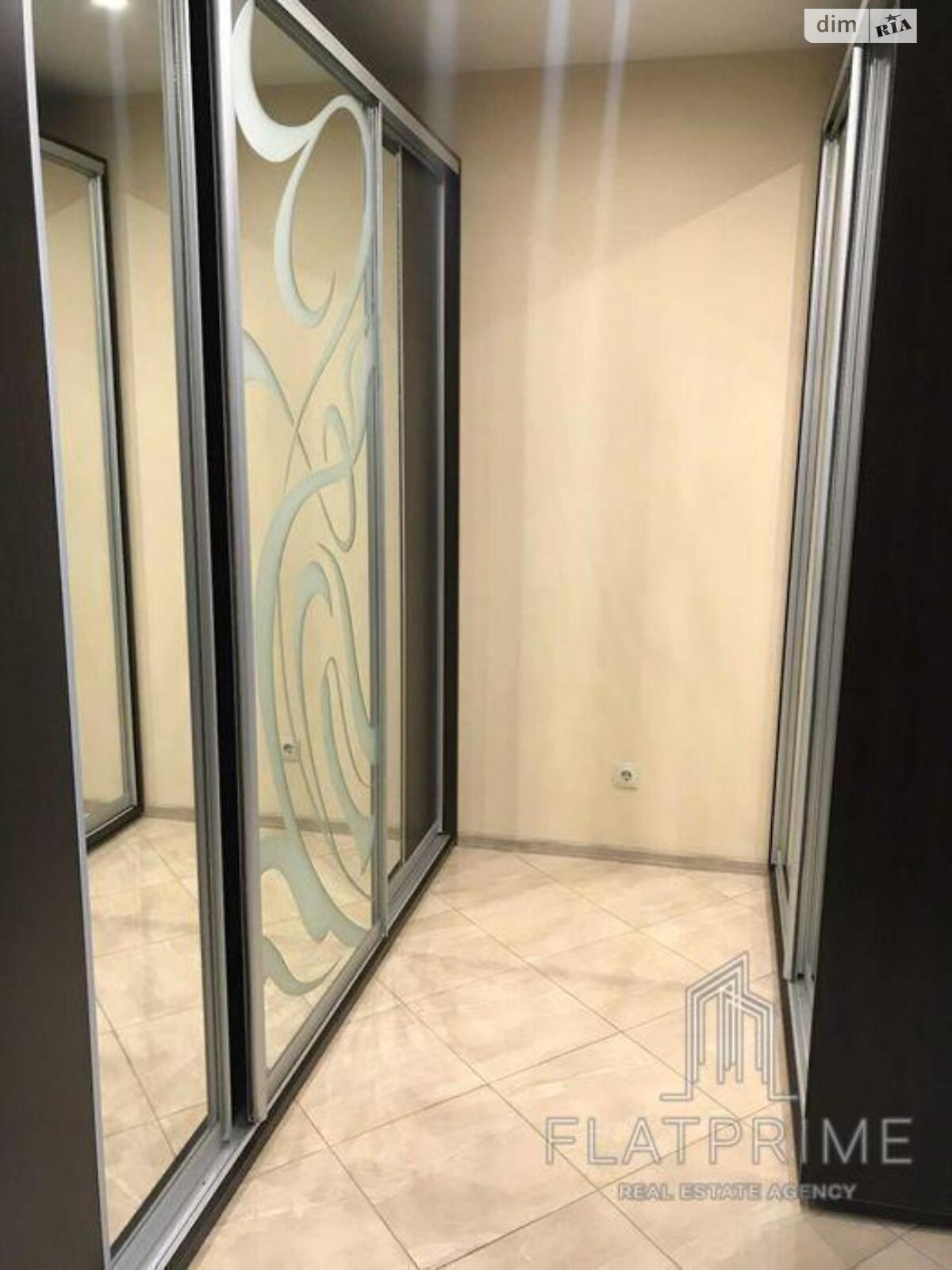 Продаж однокімнатної квартири в Києві, на вул. Воскресенська 18, район Воскресенка фото 1 Продаж однокімнатної квартири в Києві, на вул. Воскресенська 18, район Воскресенка фото 1