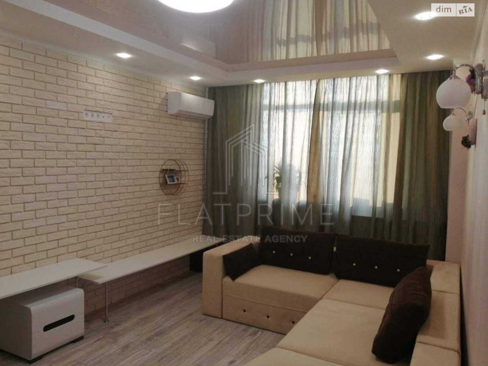 Продаж двокімнатної квартири в Києві, на вул. Воскресенська 12А, район Воскресенка фото 1 Продаж двокімнатної квартири в Києві, на вул. Воскресенська 12А, район Воскресенка фото 1