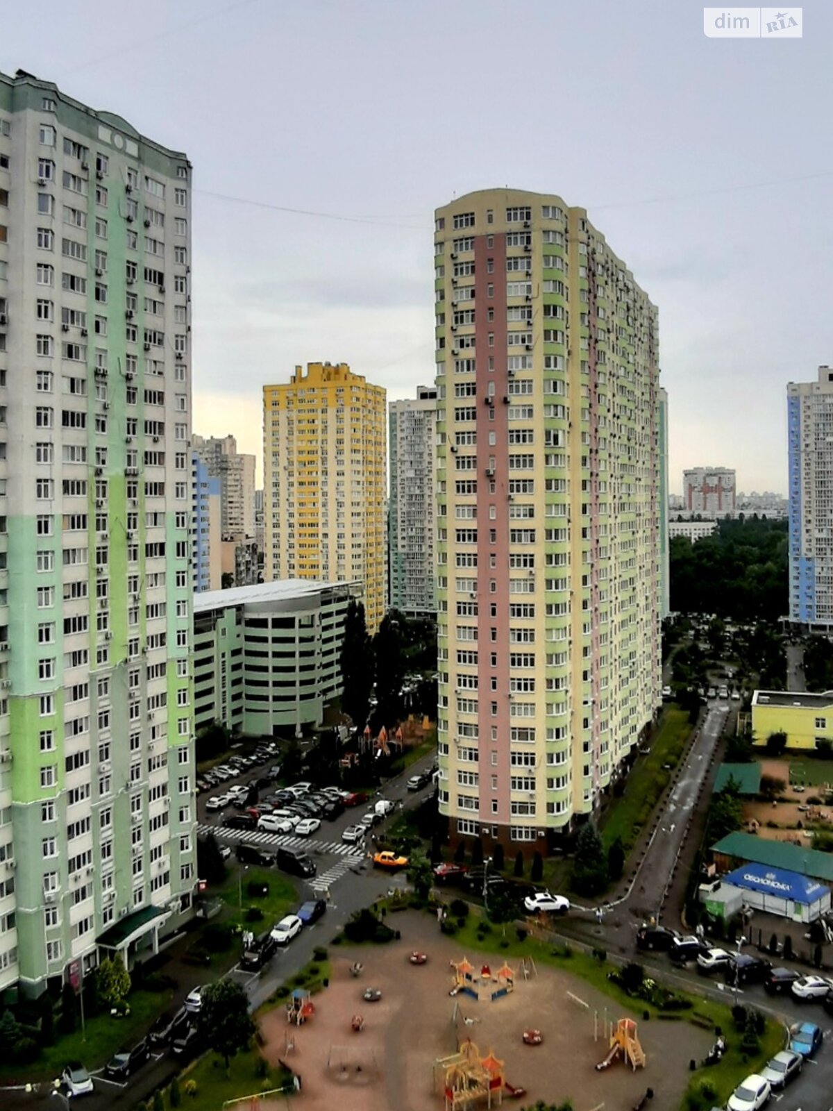 Продаж двокімнатної квартири в Києві, на вул. Воскресенська 12В, район Воскресенка фото 1