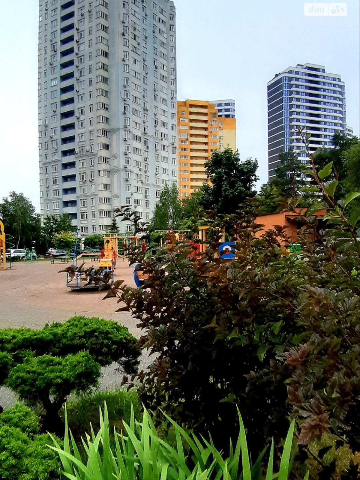 Продаж двокімнатної квартири в Києві, на вул. Воскресенська 12В, район Воскресенка фото 1