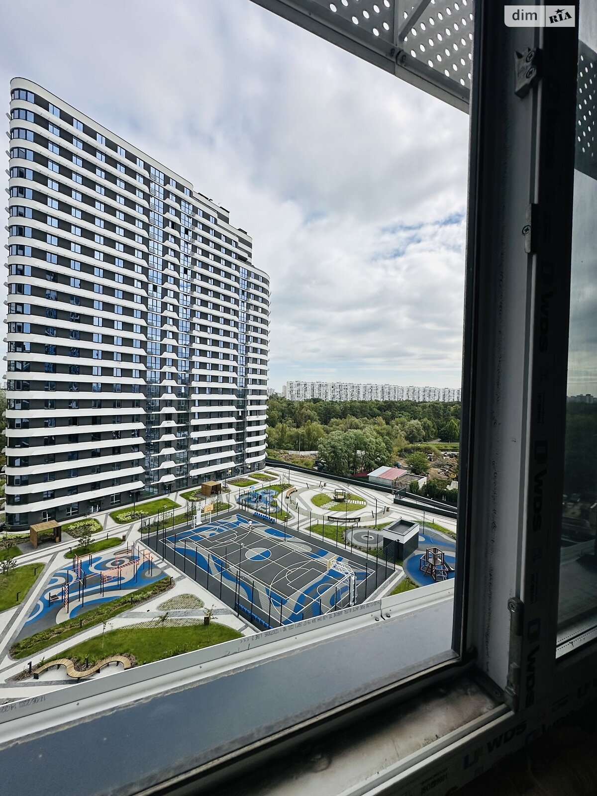 Продаж однокімнатної квартири в Києві, на вул. Воскресенська 2В, район Воскресенка фото 1