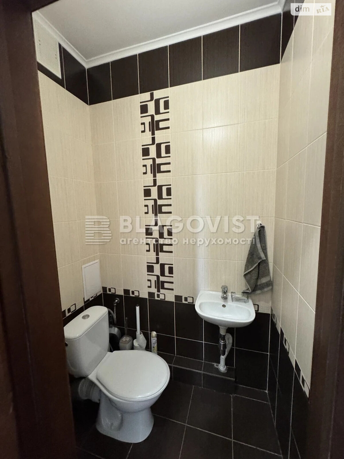 Продажа двухкомнатной квартиры в Киеве, на ул. Воскресенская 14Б, район Воскресенка фото 1