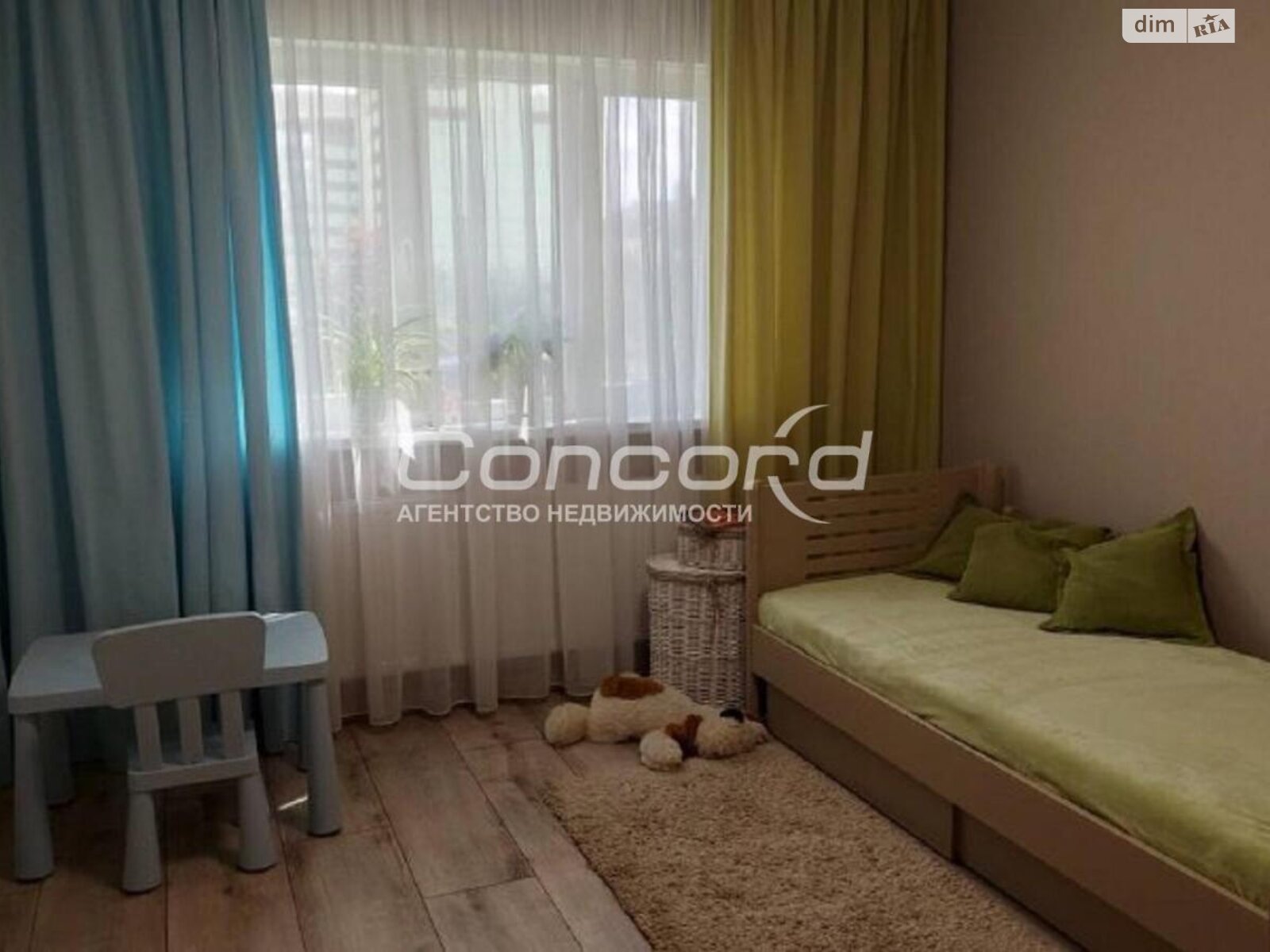 Продажа трехкомнатной квартиры в Киеве, на ул. Воскресенская 18, район Воскресенка фото 1