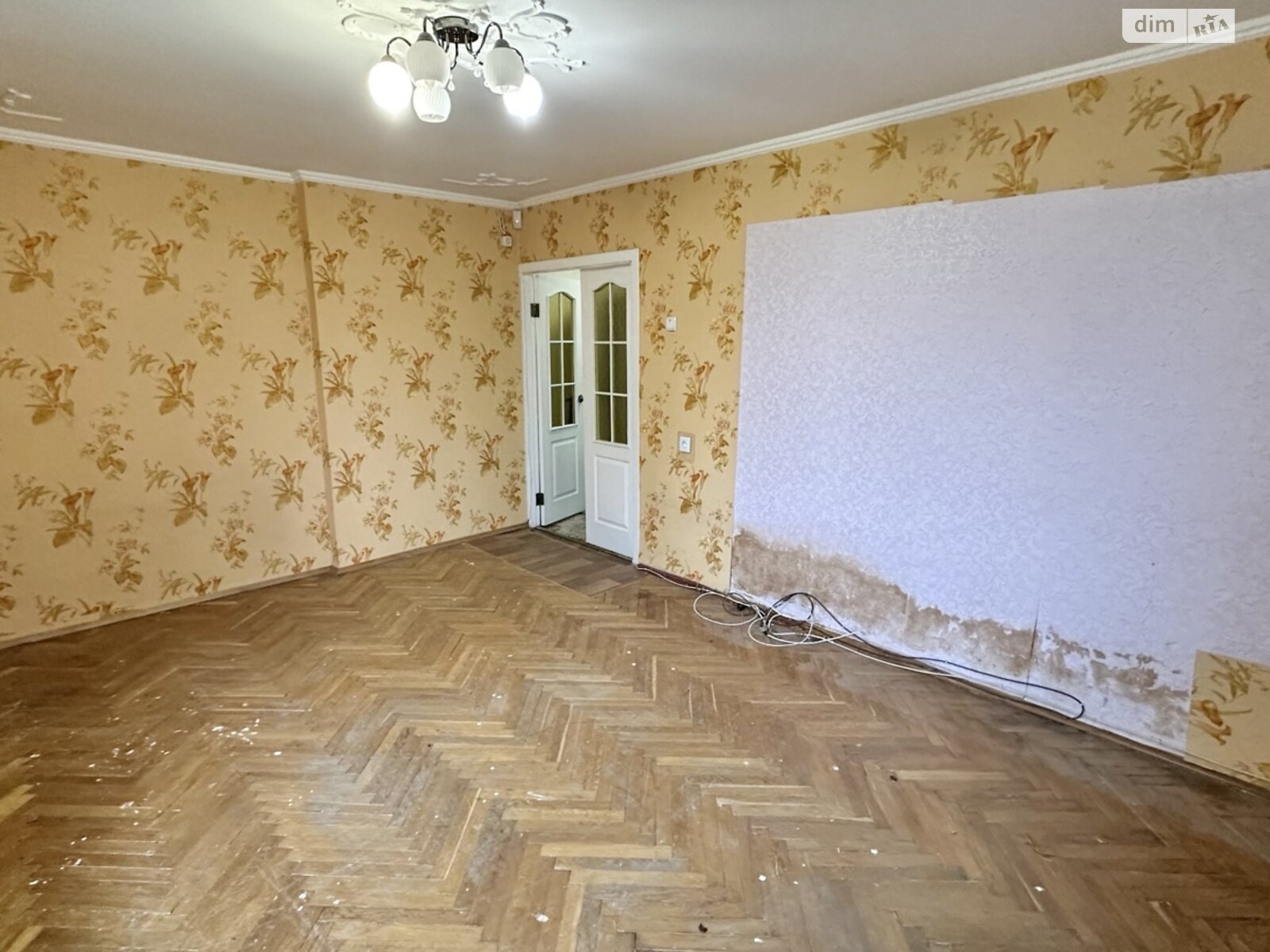 Продажа трехкомнатной квартиры в Киеве, на просп. Воскресенский 56, район Воскресенка фото 1 Продажа трехкомнатной квартиры в Киеве, на просп. Воскресенский 56, район Воскресенка фото 1