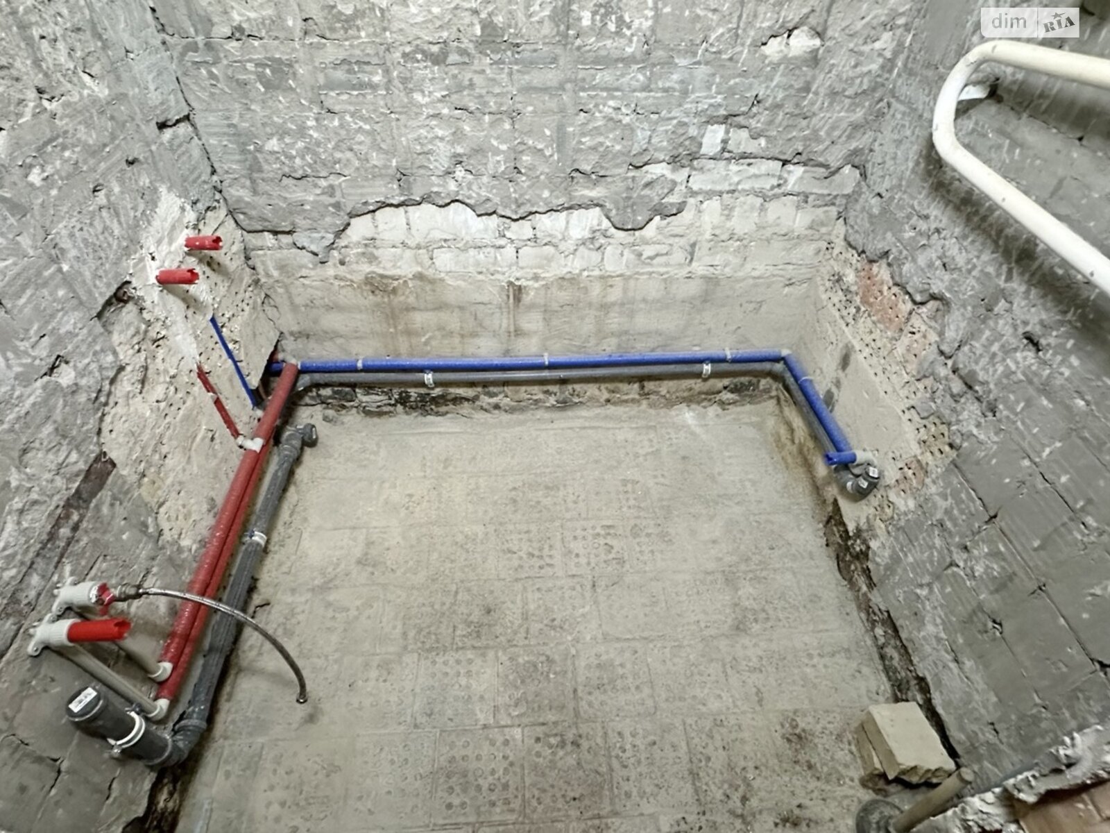 Продажа трехкомнатной квартиры в Киеве, на просп. Воскресенский 56, район Воскресенка фото 1 Продажа трехкомнатной квартиры в Киеве, на просп. Воскресенский 56, район Воскресенка фото 1