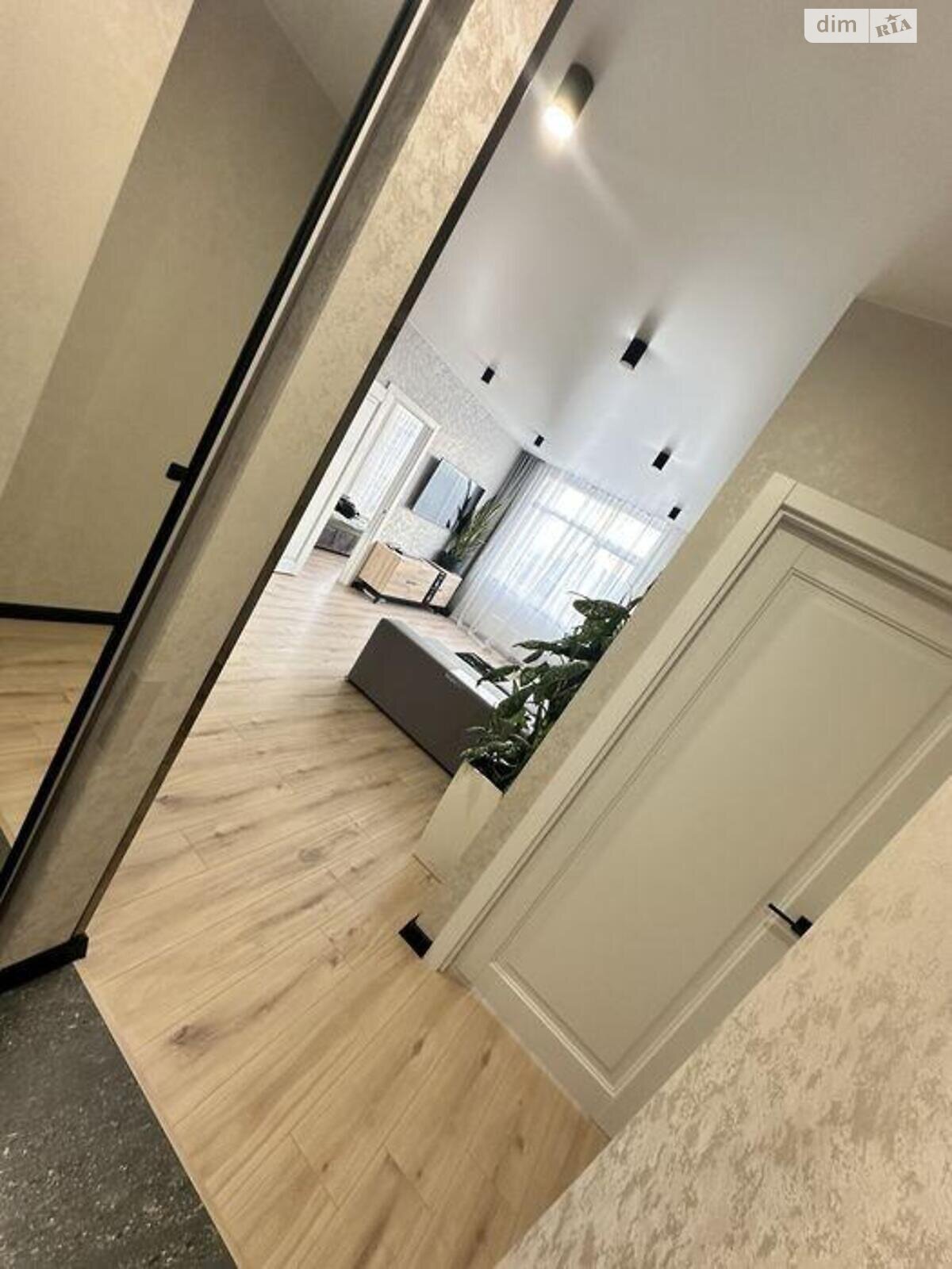 Продажа двухкомнатной квартиры в Киеве, на ул. Радужная 58, район Воскресные сады фото 1 Продажа двухкомнатной квартиры в Киеве, на ул. Радужная 58, район Воскресные сады фото 1