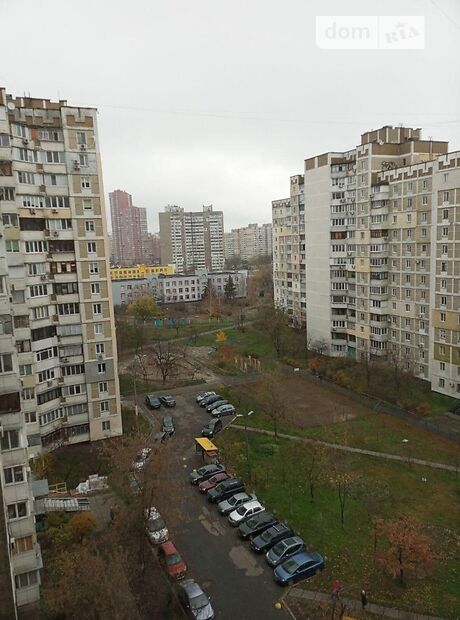 Продажа трехкомнатной квартиры в Киеве, на ул. Анны Ахматовой 8, район Восточные Позняки фото 1 Продажа трехкомнатной квартиры в Киеве, на ул. Анны Ахматовой 8, район Восточные Позняки фото 1