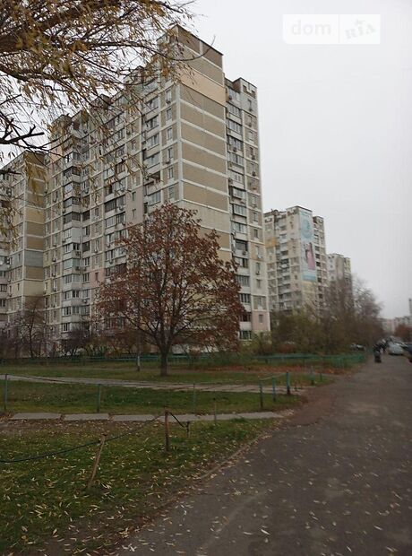 Продажа трехкомнатной квартиры в Киеве, на ул. Анны Ахматовой 8, район Восточные Позняки фото 1 Продажа трехкомнатной квартиры в Киеве, на ул. Анны Ахматовой 8, район Восточные Позняки фото 1