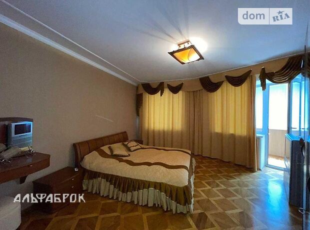 Продажа трехкомнатной квартиры в Киеве, на ул. Княжий Затон 4, район Восточные Позняки фото 1 Продажа трехкомнатной квартиры в Киеве, на ул. Княжий Затон 4, район Восточные Позняки фото 1