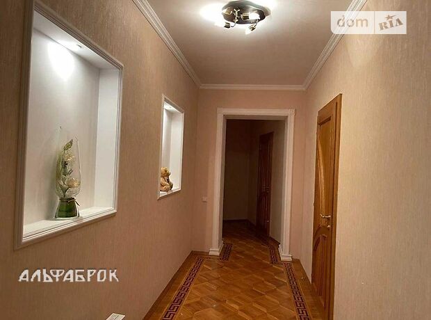 Продажа трехкомнатной квартиры в Киеве, на ул. Княжий Затон 4, район Восточные Позняки фото 1 Продажа трехкомнатной квартиры в Киеве, на ул. Княжий Затон 4, район Восточные Позняки фото 1