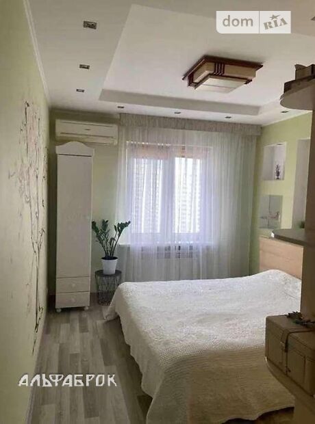 Продажа трехкомнатной квартиры в Киеве, на ул. Урловская 34, район Восточные Позняки фото 1 Продажа трехкомнатной квартиры в Киеве, на ул. Урловская 34, район Восточные Позняки фото 1