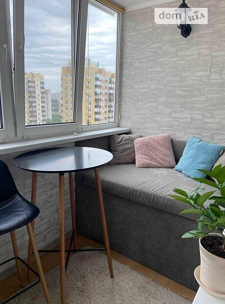 Продажа трехкомнатной квартиры в Киеве, на ул. Урловская 34, район Восточные Позняки фото 1 Продажа трехкомнатной квартиры в Киеве, на ул. Урловская 34, район Восточные Позняки фото 1