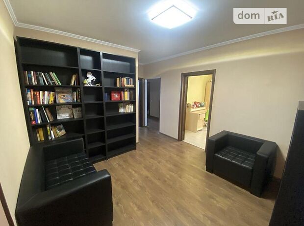 Продажа трехкомнатной квартиры в Киеве, на ул. Урловская 38, район Восточные Позняки фото 1 Продажа трехкомнатной квартиры в Киеве, на ул. Урловская 38, район Восточные Позняки фото 1