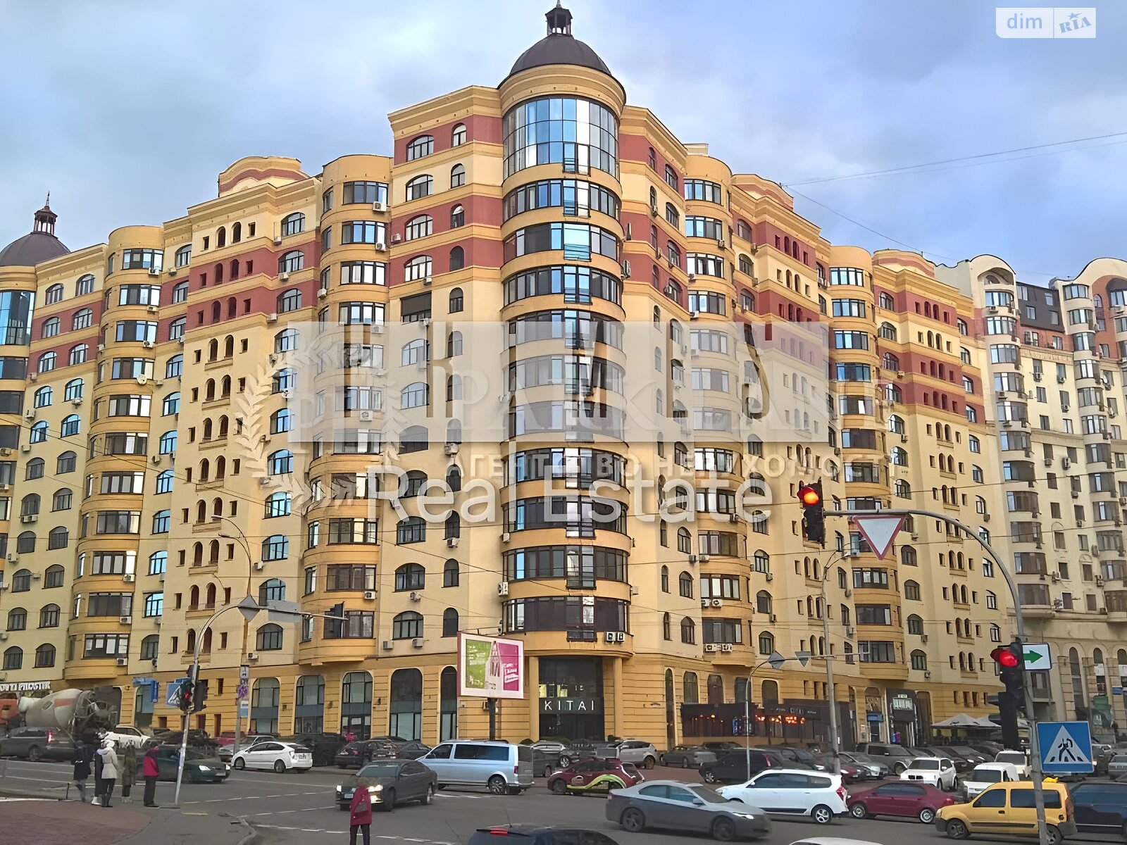 Продаж п`ятикімнатної квартири в Києві, на вул. В'ячеслава Чорновола 29А, фото 1 Продаж п`ятикімнатної квартири в Києві, на вул. В'ячеслава Чорновола 29А, фото 1