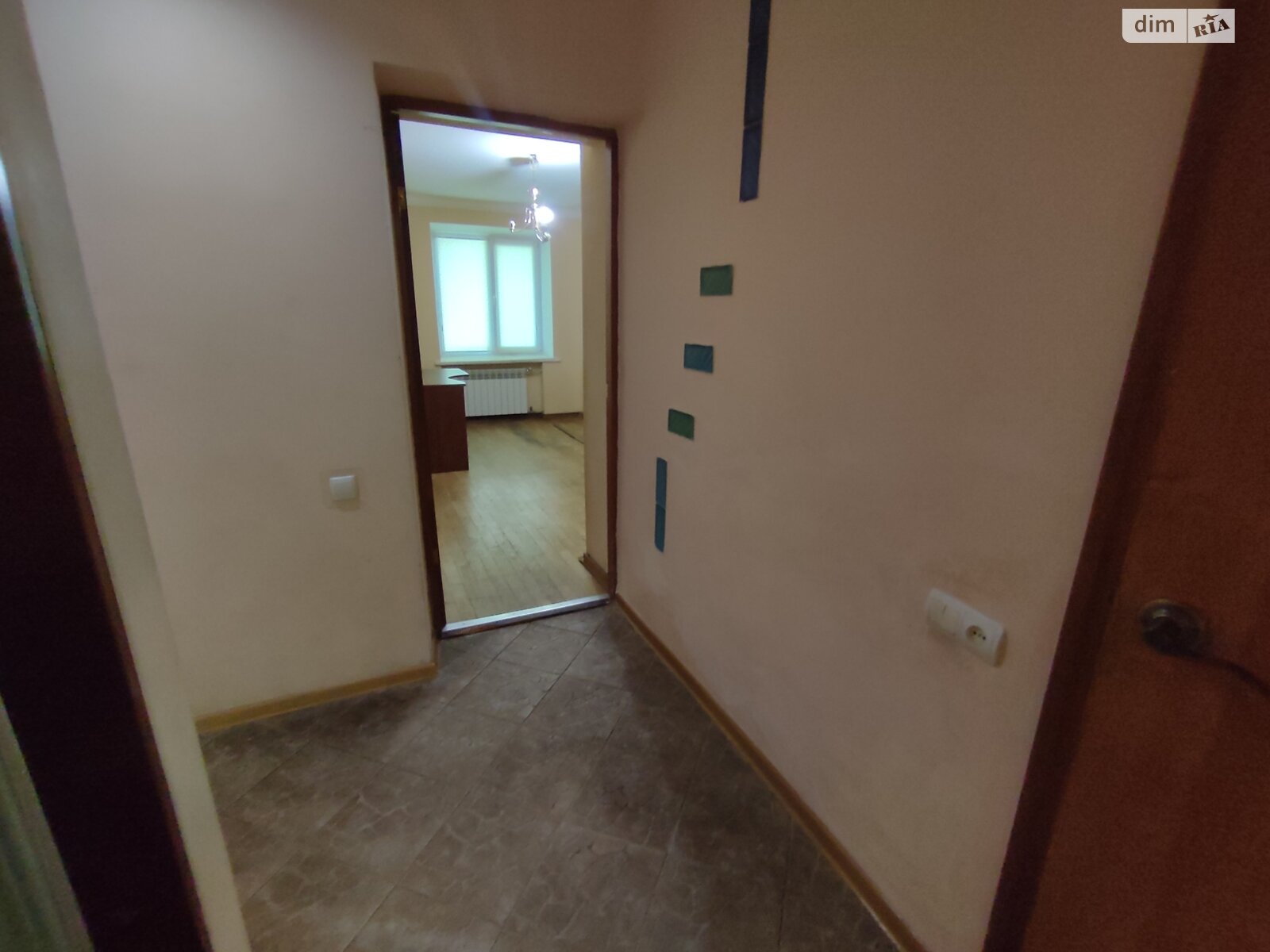 Продаж трикімнатної квартири в Києві, на вул. Академіка Навашина 11, район Вишгородський Масив фото 1 Продаж трикімнатної квартири в Києві, на вул. Академіка Навашина 11, район Вишгородський Масив фото 1