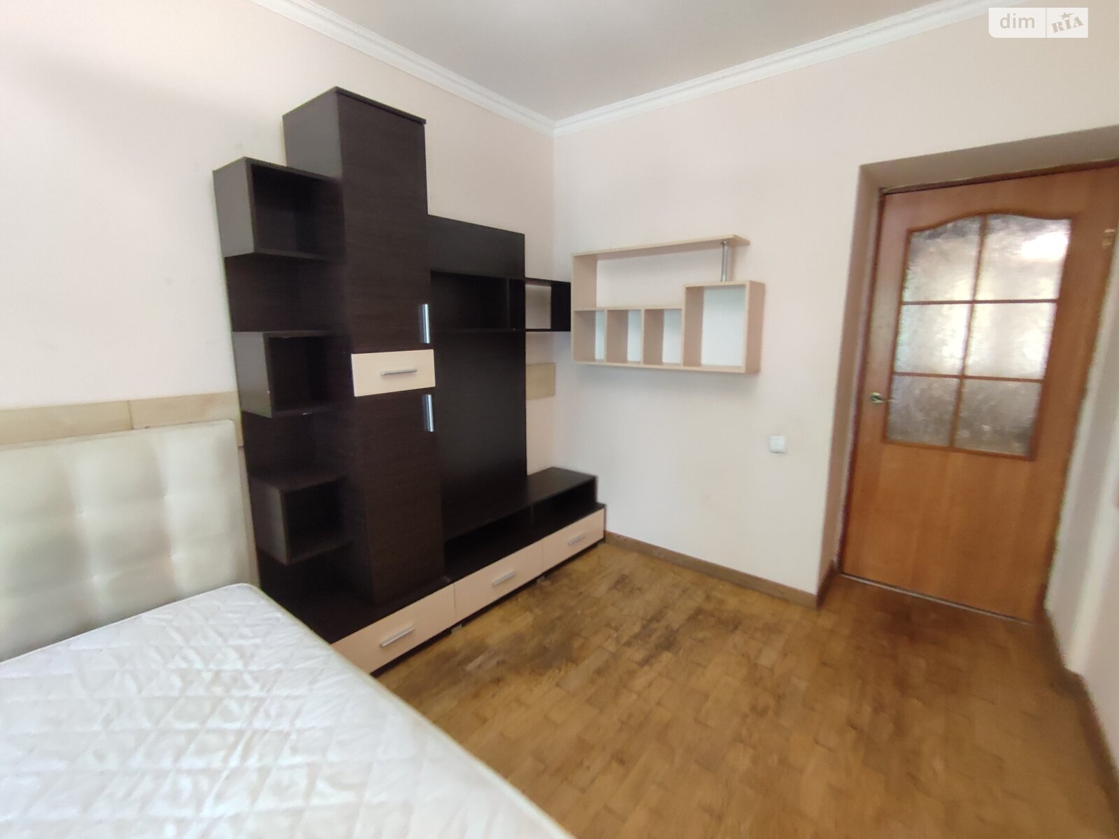 Продаж трикімнатної квартири в Києві, на вул. Академіка Навашина 11, район Вишгородський Масив фото 1 Продаж трикімнатної квартири в Києві, на вул. Академіка Навашина 11, район Вишгородський Масив фото 1
