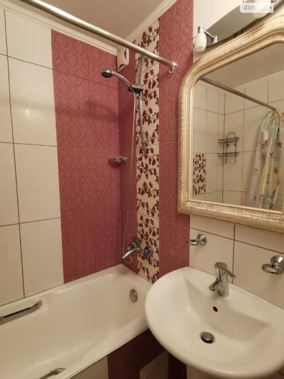 Продажа двухкомнатной квартиры в Киеве, на ул. Автозаводская 61, район Вышгородский Массив фото 1 Продажа двухкомнатной квартиры в Киеве, на ул. Автозаводская 61, район Вышгородский Массив фото 1