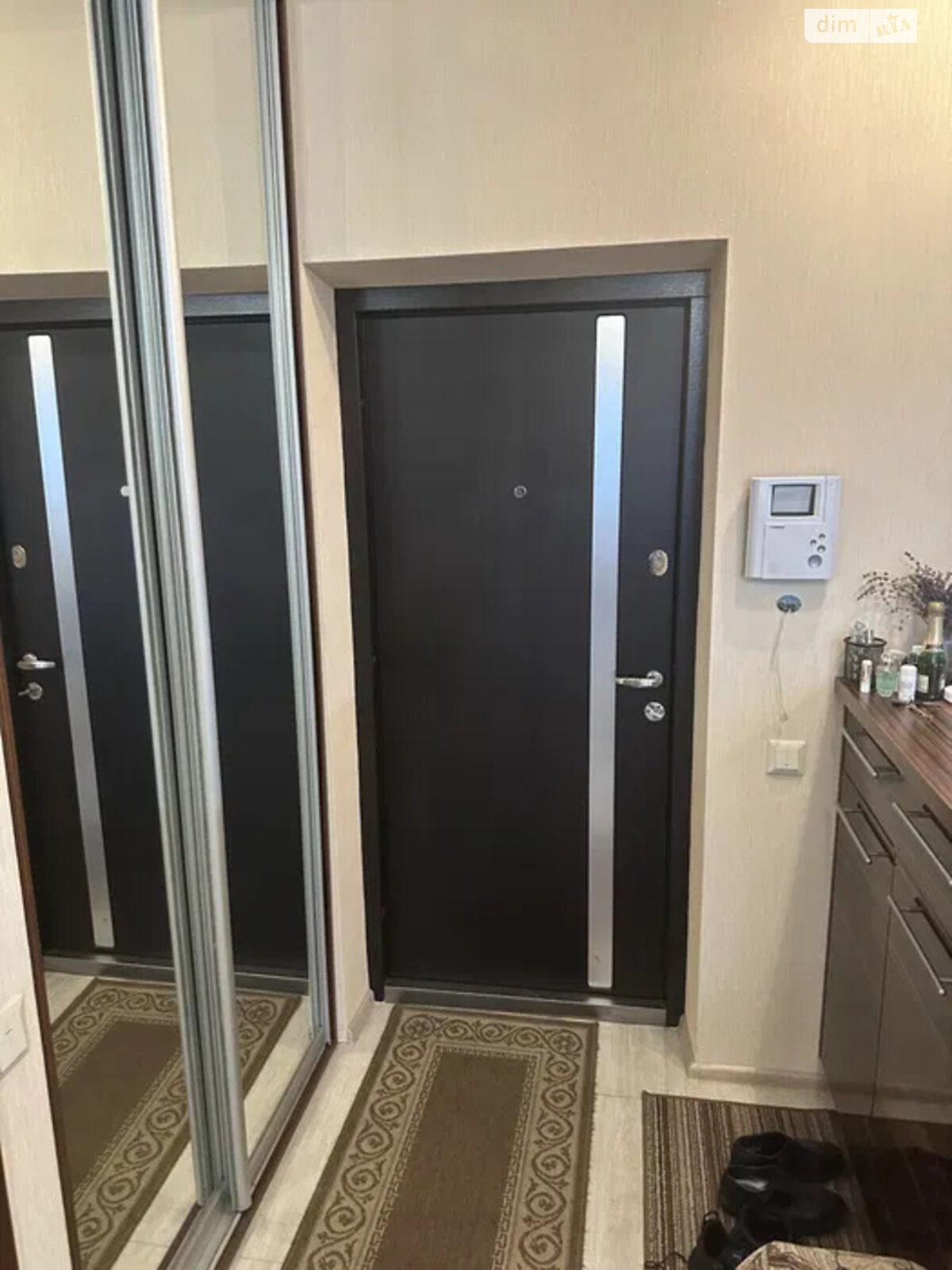 Продаж однокімнатної квартири в Києві, на вул. Автозаводська 29А, район Вишгородський Масив фото 1 Продаж однокімнатної квартири в Києві, на вул. Автозаводська 29А, район Вишгородський Масив фото 1