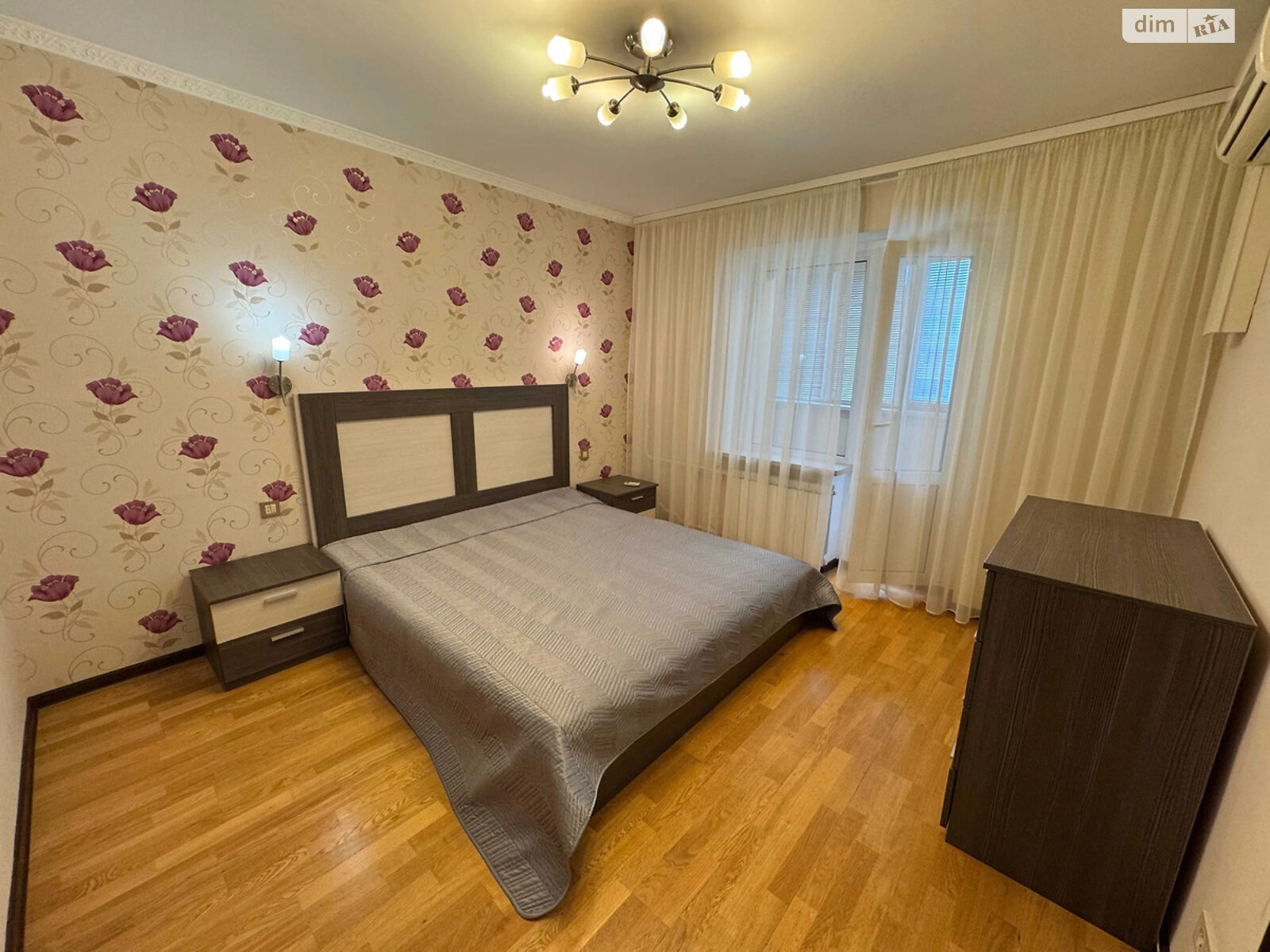 Продажа двухкомнатной квартиры в Киеве, на ул. Автозаводская 81, район Вышгородский Массив фото 1 Продажа двухкомнатной квартиры в Киеве, на ул. Автозаводская 81, район Вышгородский Массив фото 1