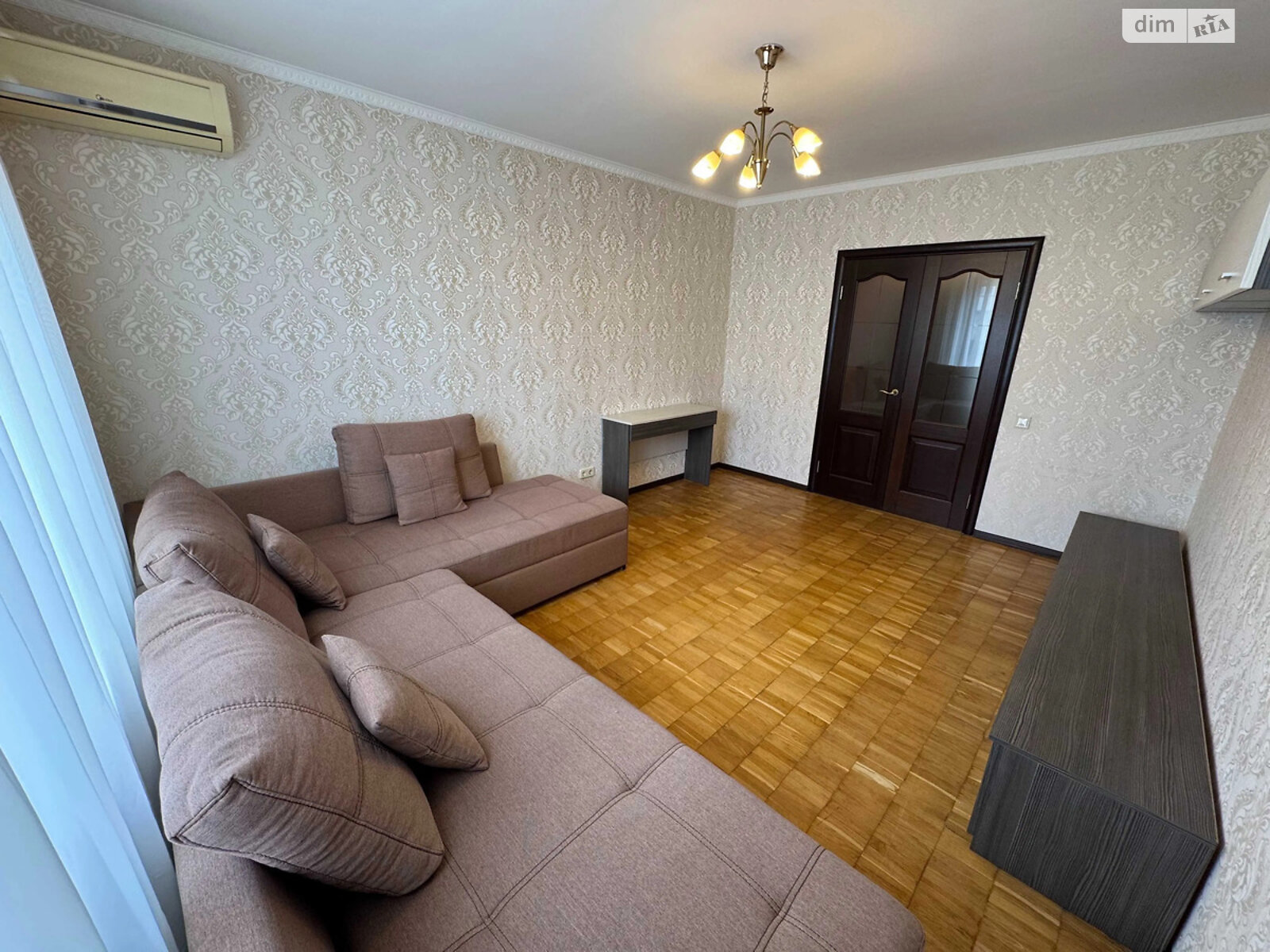 Продажа двухкомнатной квартиры в Киеве, на ул. Автозаводская 81, район Вышгородский Массив фото 1 Продажа двухкомнатной квартиры в Киеве, на ул. Автозаводская 81, район Вышгородский Массив фото 1