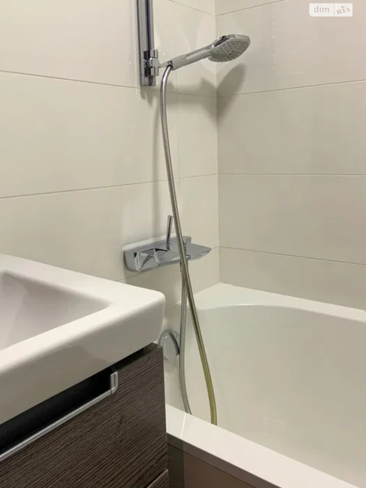 Продажа трехкомнатной квартиры в Киеве, на ул. Автозаводская 71, район Вышгородский Массив фото 1