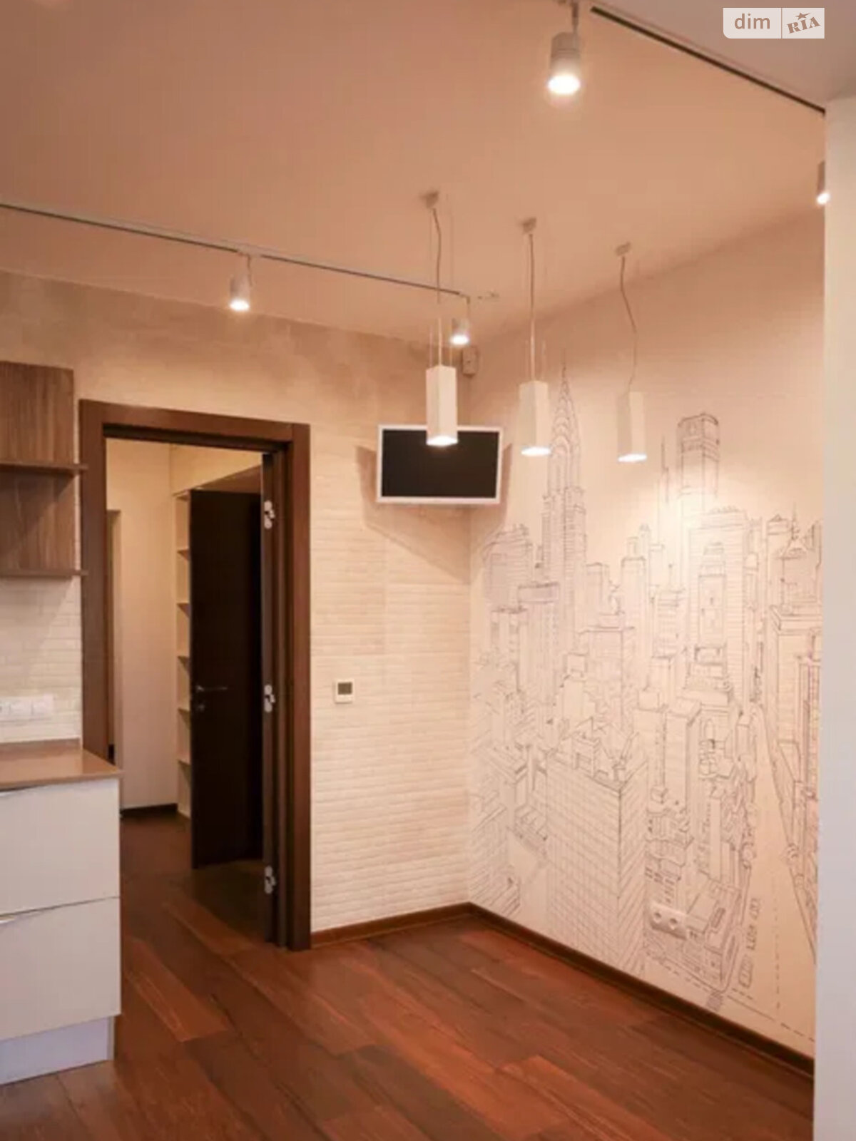 Продажа трехкомнатной квартиры в Киеве, на ул. Автозаводская 71, район Вышгородский Массив фото 1